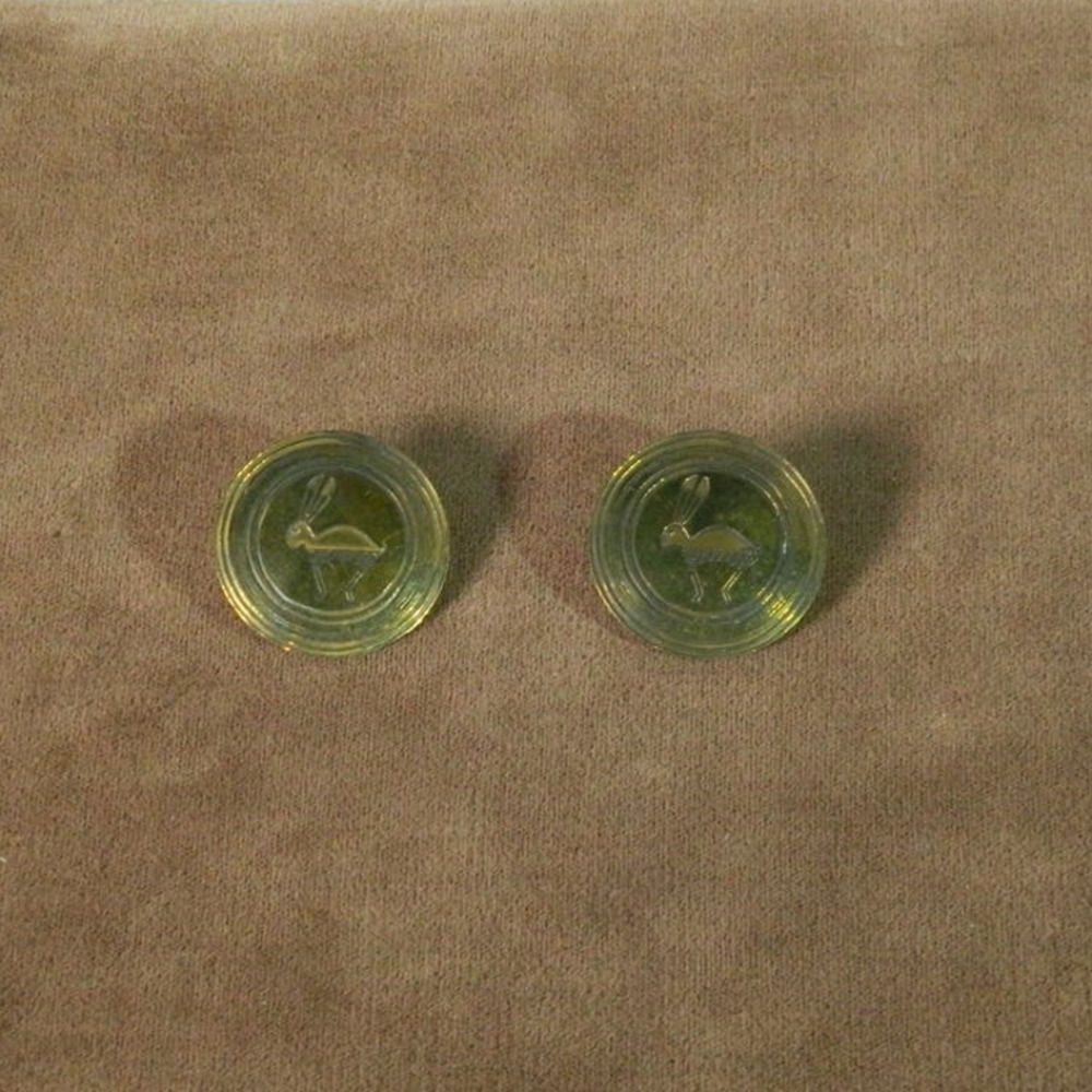 Vintage Button Earring w/Rabbit Symbol in the Center